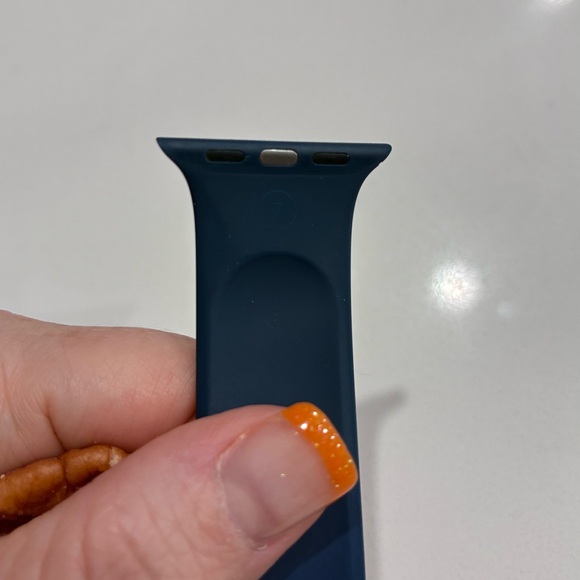 Apple Watch Band Silicone Solo Loop Navy Blue Size 7 - Picture 5 of 5